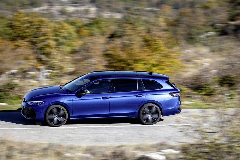 Volkswagen Passat, temsili fotoğraf